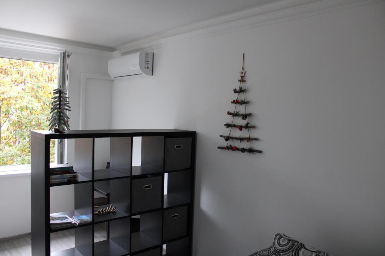 Apartament Izzy Apartament Miszkolc Zewnętrze zdjęcie